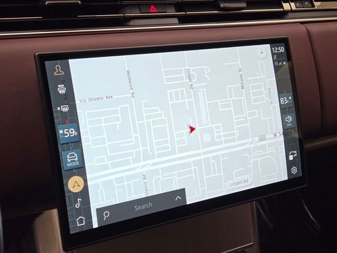 Used 2024 Land Rover Range Rover SE image 37