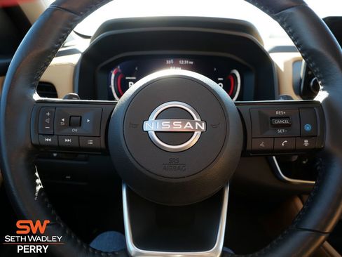 Used 2022 Nissan Rogue Platinum w/ Head-Up Display Package image 20