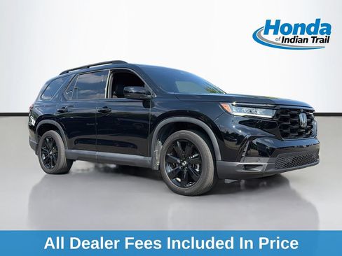 Used 2025 Honda Pilot Black Edition image 1