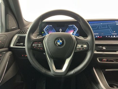 Certified 2025 BMW X5 sDrive40i w/ Climate Comfort Package image 16