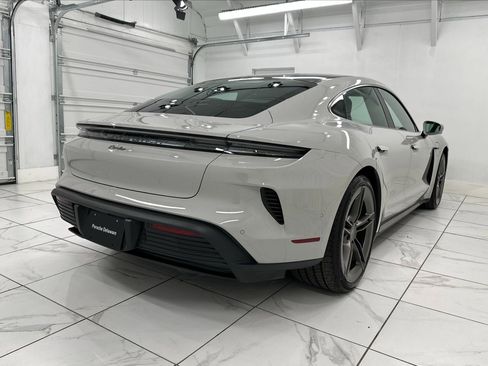 Certified 2025 Porsche Taycan Turbo image 10