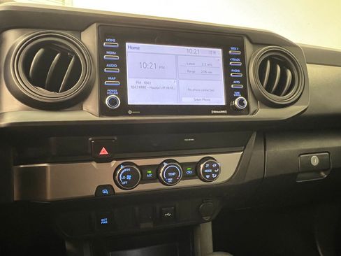 Used 2021 Toyota Tacoma SR w/ SR Convenience Package image 26