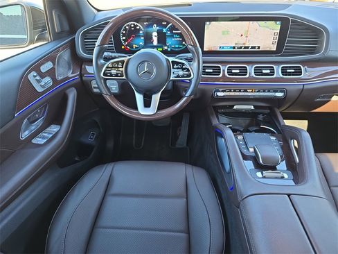 Certified 2022 Mercedes-Benz GLS 450 4MATIC image 16