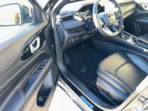 New 2026 Jeep Compass Limited image 14