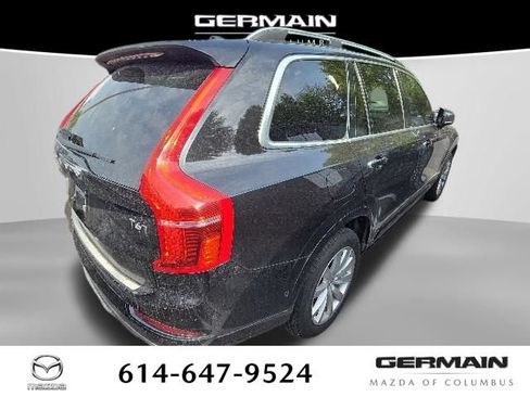 Used 2017 Volvo XC90 T6 Momentum w/ Vision Package AWD/4WD image 8