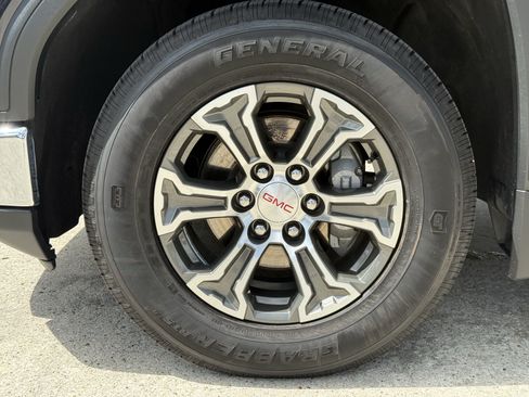 Used 2025 GMC Sierra 1500 SLT RWD image 13