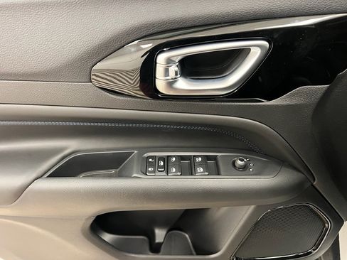 New 2026 Jeep Compass Latitude image 7