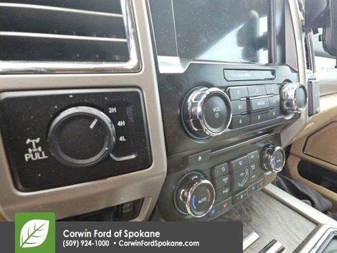 Used 2017 Ford F250 Lariat w/ Chrome Package image 14