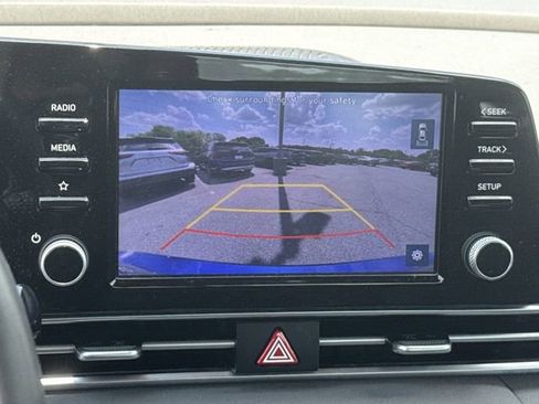 Used 2021 Hyundai Elantra SEL w/ Convenience Package FWD image 29
