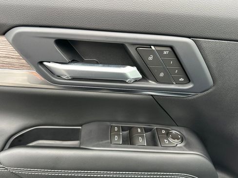 New 2026 GMC Terrain Denali image 9