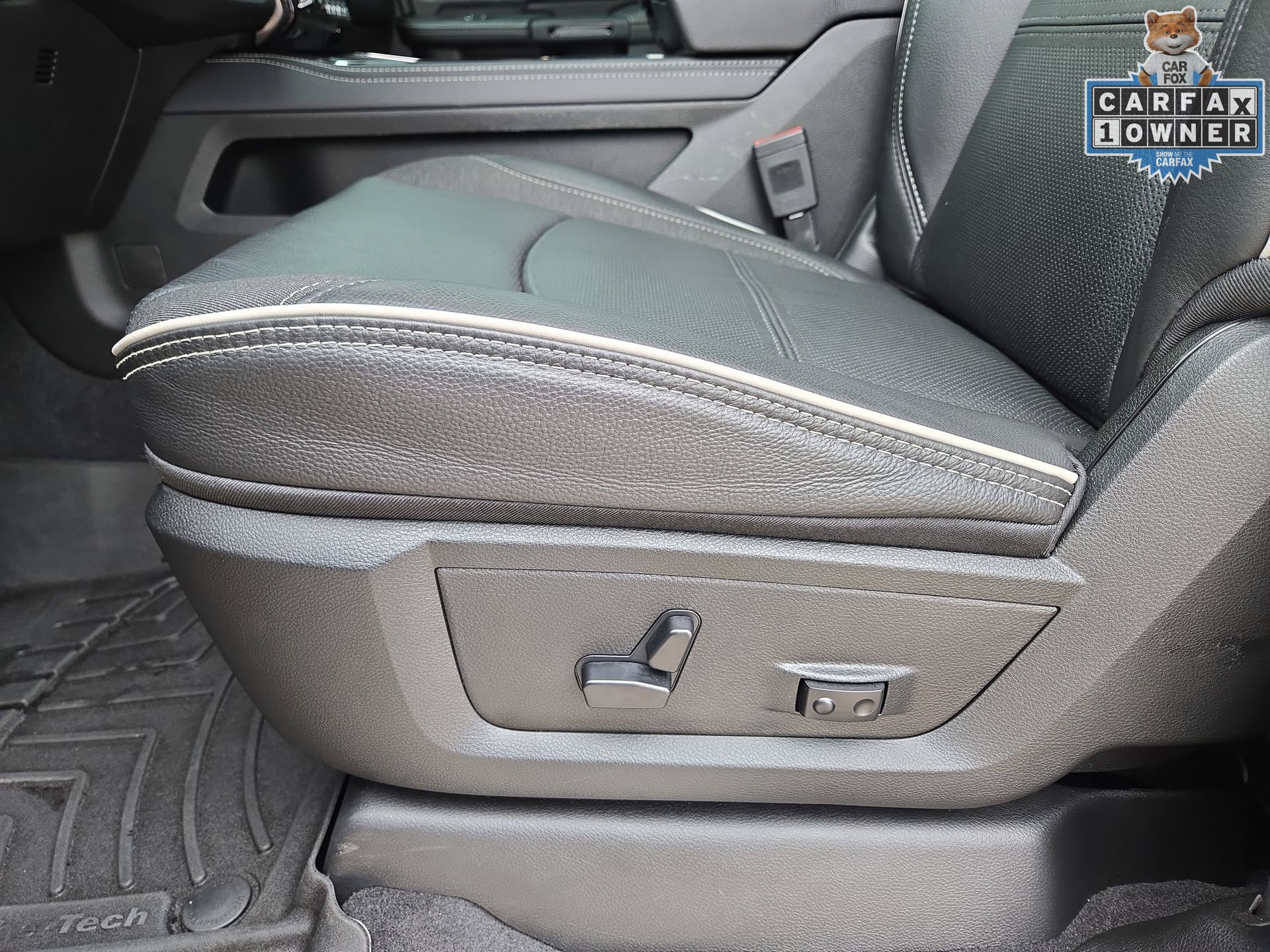 Used 2026 RAM 2500 Limited AWD/4WD image 17