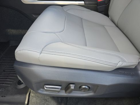 New 2026 Toyota Tundra Limited AWD/4WD image 24