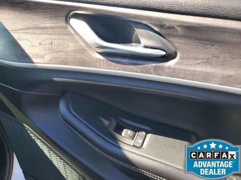 Used 2025 Jeep Grand Cherokee Limited image 51