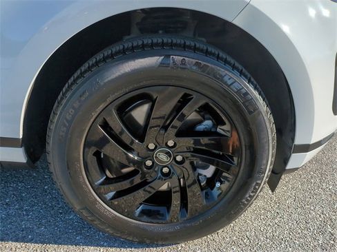 Used 2026 Land Rover Range Rover Evoque S image 11