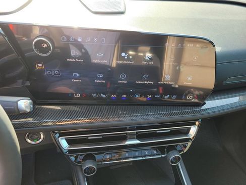 New 2026 Chevrolet Traverse High Country AWD/4WD image 15