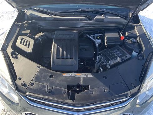 Used 2017 Chevrolet Equinox LT w/ Convenience Package image 28