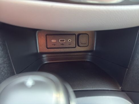 Used 2020 Chevrolet Equinox LS w/ LS Convenience Package FWD image 19