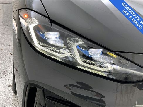 Used 2022 BMW M440i Coupe image 38