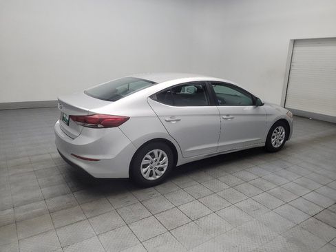 Used 2018 Hyundai Elantra SE FWD image 10