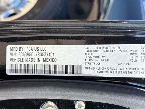 Used 2025 RAM 2500 Tradesman w/ Chrome Appearance Group AWD/4WD image 19