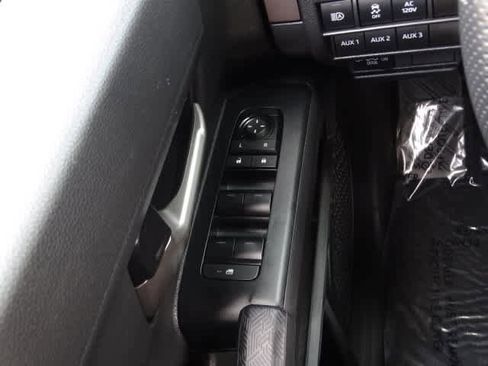 Used 2024 Toyota Tacoma TRD Off-Road w/ TRD Off Road Upgrade Package image 39