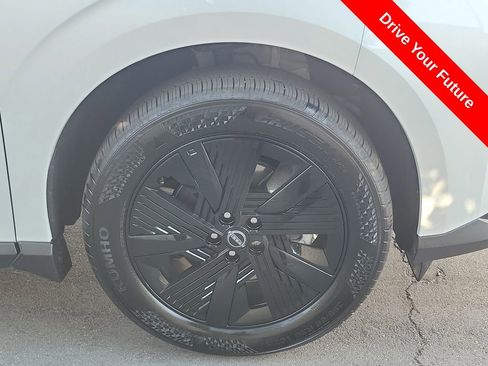 Used 2025 Nissan Murano SV FWD image 27
