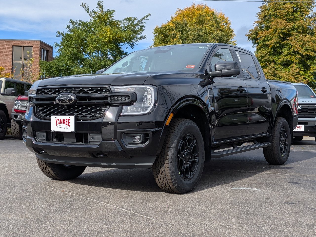 New 2026 Ford Ranger Lariat w/ Black Appearance Package AWD/4WD image 8