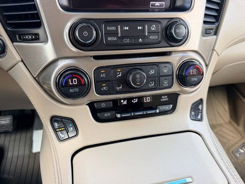 Used 2018 GMC Yukon XL Denali w/ Denali Ultimate Package AWD/4WD image 42