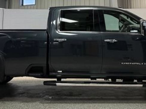 Used 2022 GMC Sierra 2500 Denali w/ Denali Ultimate Package AWD/4WD image 7