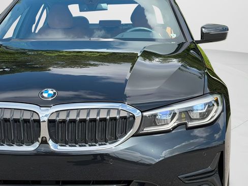 Used 2020 BMW 330i Sedan w/ Executive Package RWD image 25