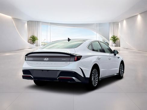 New 2026 Hyundai Sonata Limited FWD image 7