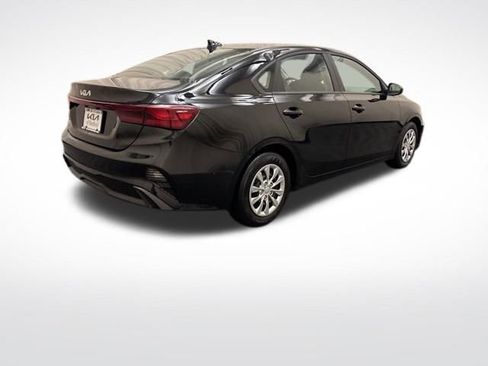 Certified 2024 Kia Forte LX FWD image 5