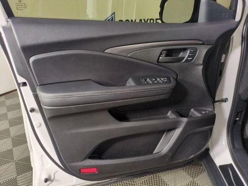 Certified 2023 Honda Passport EX-L image 11