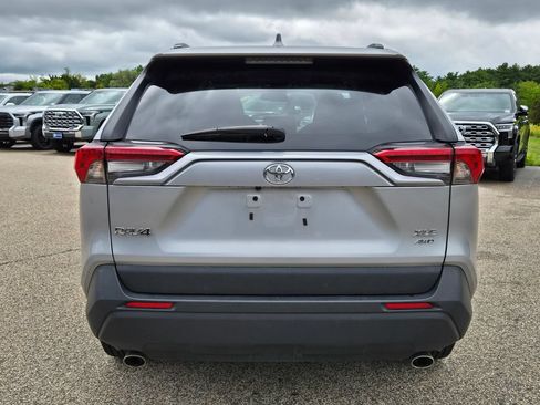 Used 2025 Toyota RAV4 XLE AWD/4WD image 4