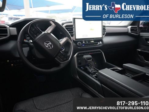 Used 2024 Toyota Tundra Limited image 8