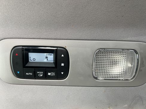 Used 2019 Honda Odyssey Elite image 44