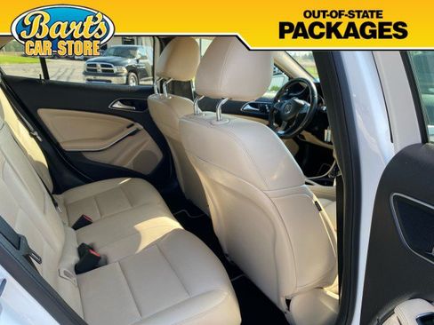 Used 2019 Mercedes-Benz GLA 250 4MATIC w/ Convenience Package image 10