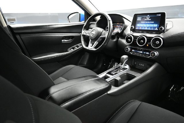Used 2025 Nissan Sentra SV w/ All-Weather Package FWD image 13