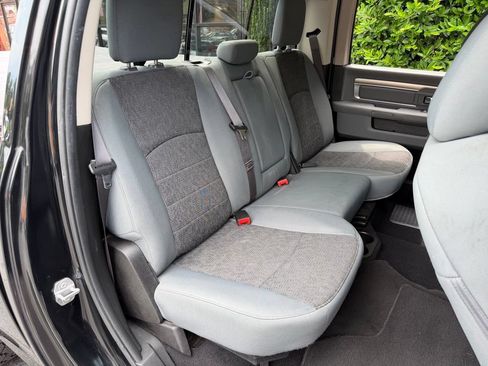 Used 2019 RAM 1500 Big Horn AWD/4WD image 39