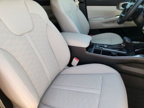 New 2026 Kia Sorento S image 10