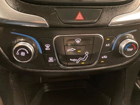 Used 2019 Chevrolet Equinox LT AWD/4WD image 20