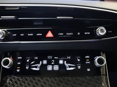 New 2026 Genesis GV70 3.5T Sport Prestige AWD/4WD image 23