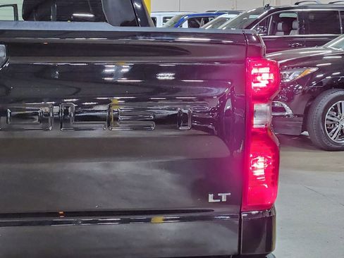 Used 2021 Chevrolet Silverado 1500 LT image 20