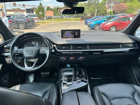 Used 2019 Audi Q7 3.0T Premium AWD/4WD image 20