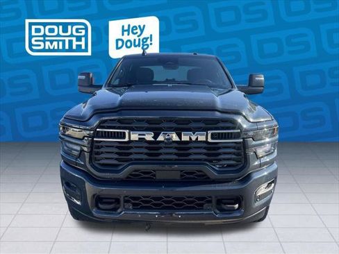 Certified 2025 RAM 2500 Big Horn AWD/4WD image 8