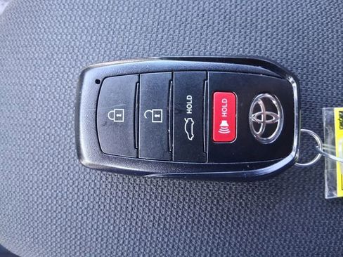 Used 2026 Toyota Corolla SE FWD image 14
