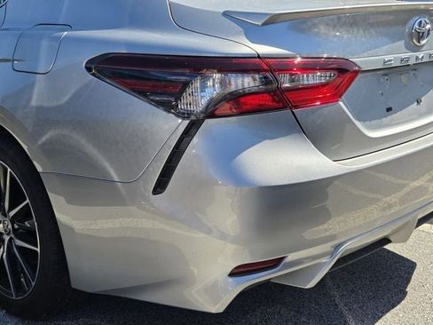 Used 2024 Toyota Camry SE image 35