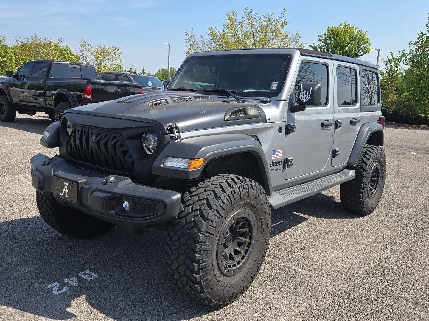 Used 2021 Jeep Wrangler Unlimited Sport AWD/4WD image 3