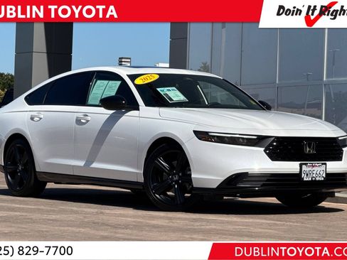 Used 2025 Honda Accord Sport image 1