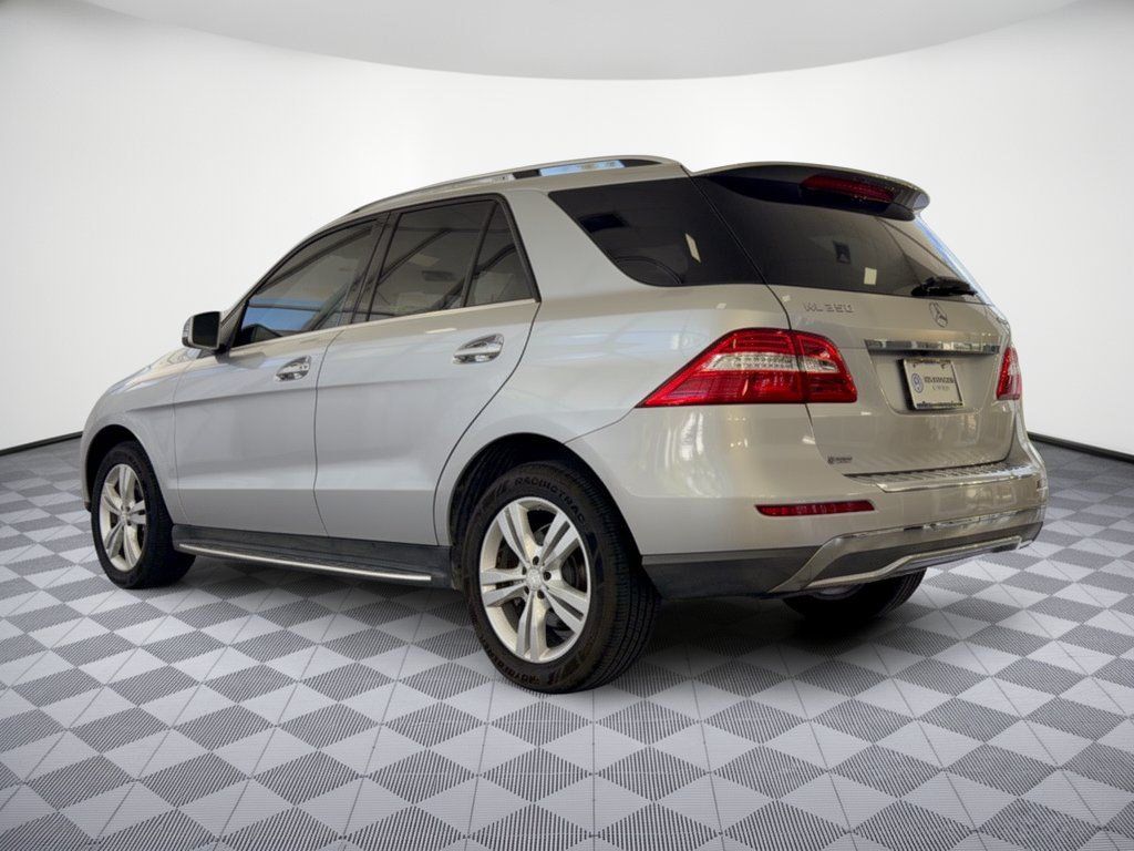 Used 2013 Mercedes-Benz ML 350 4MATIC w/ Premium 1 Pkg image 3